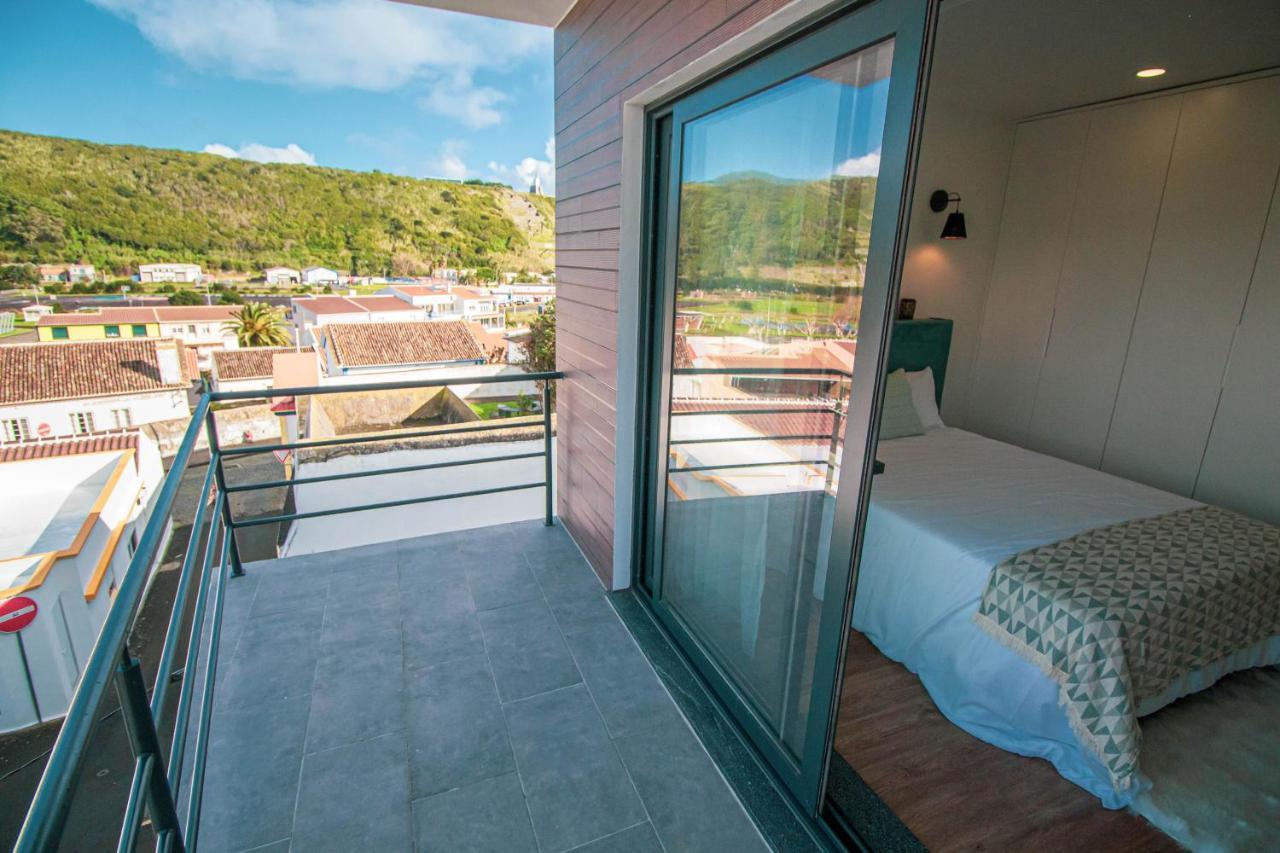 Apartamentos Da Travessa Praia da Vitória المظهر الخارجي الصورة