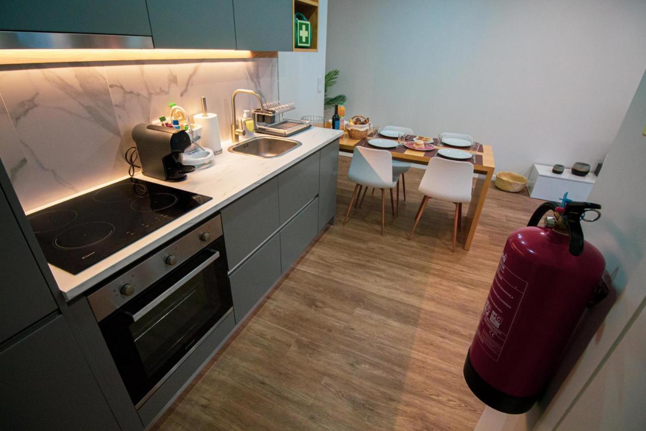 Apartamentos Da Travessa Praia da Vitória المظهر الخارجي الصورة