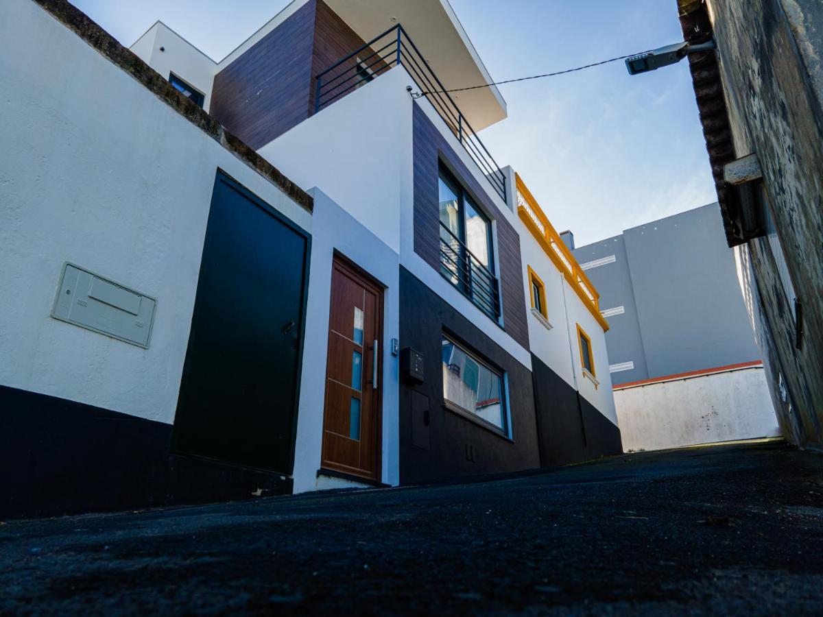 Apartamentos Da Travessa Praia da Vitória المظهر الخارجي الصورة