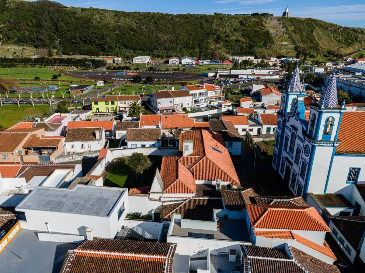 Apartamentos Da Travessa Praia da Vitória المظهر الخارجي الصورة