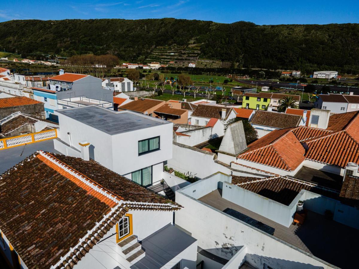 Apartamentos Da Travessa Praia da Vitória المظهر الخارجي الصورة